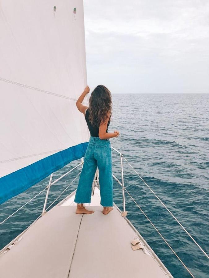 ホテル Magnifico Barco En La Graciosa カレタ・デル・セボ エクステリア 写真