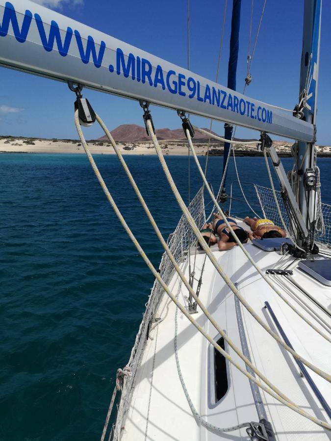 ホテル Magnifico Barco En La Graciosa カレタ・デル・セボ エクステリア 写真