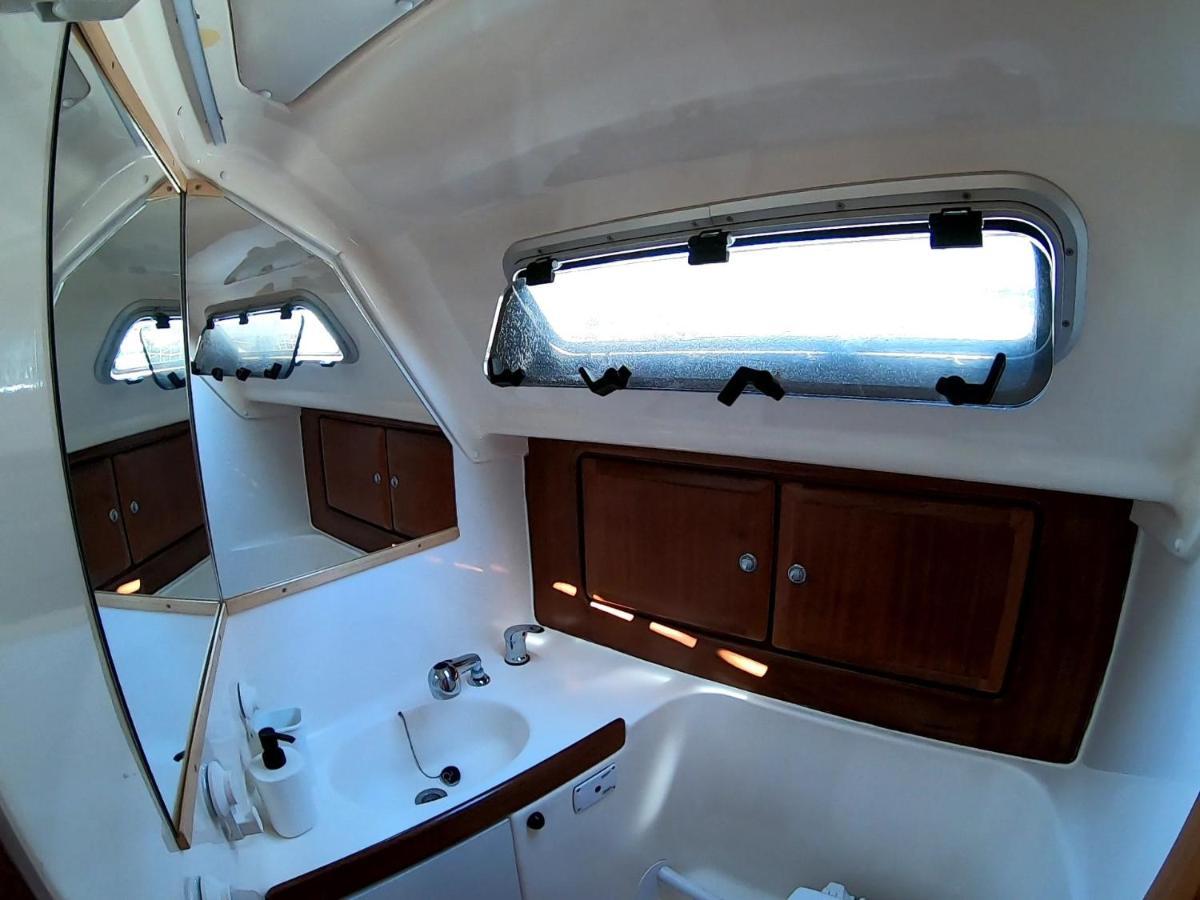 ホテル Magnifico Barco En La Graciosa カレタ・デル・セボ エクステリア 写真