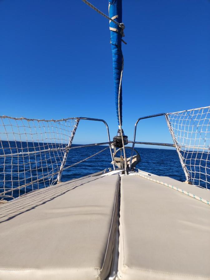 ホテル Magnifico Barco En La Graciosa カレタ・デル・セボ エクステリア 写真
